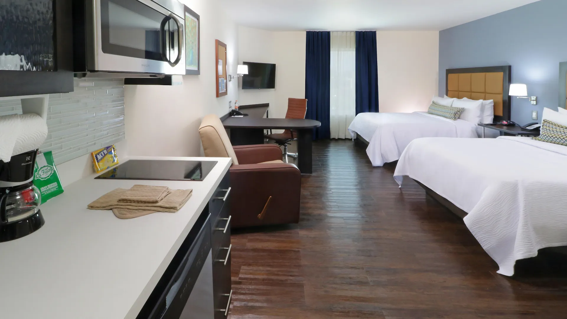 Hotel Candlewood Suites - Queretaro Juriquilla By Ihg