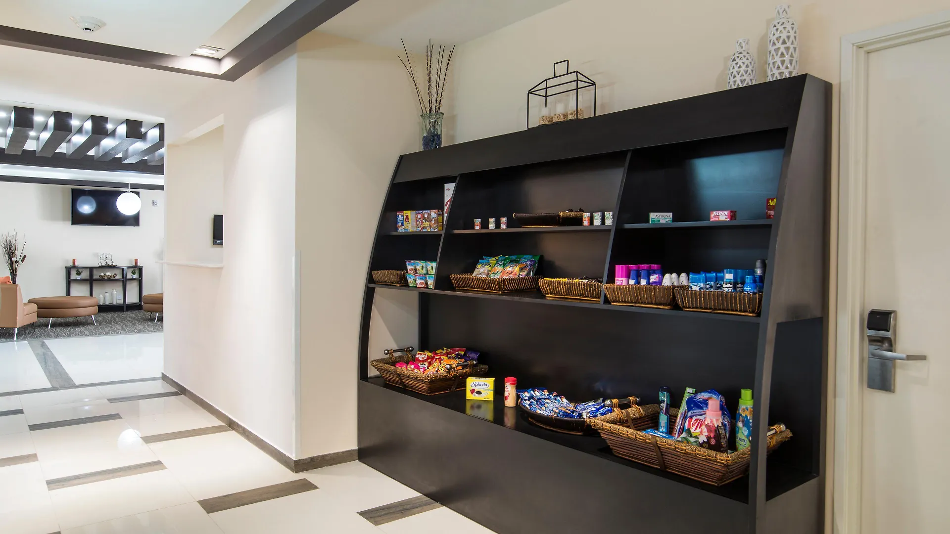 Hotel Candlewood Suites - Queretaro Juriquilla By Ihg